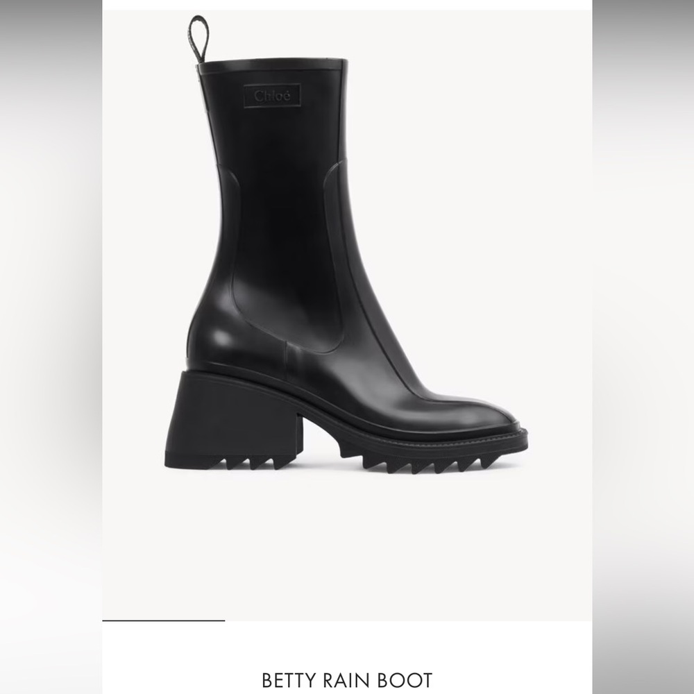 Chloe Black Heeled Boots